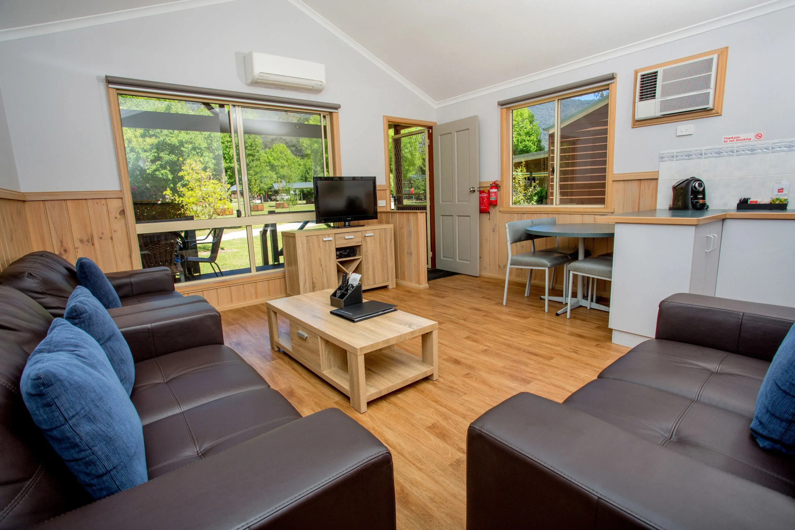 Discovery Parks - Bright