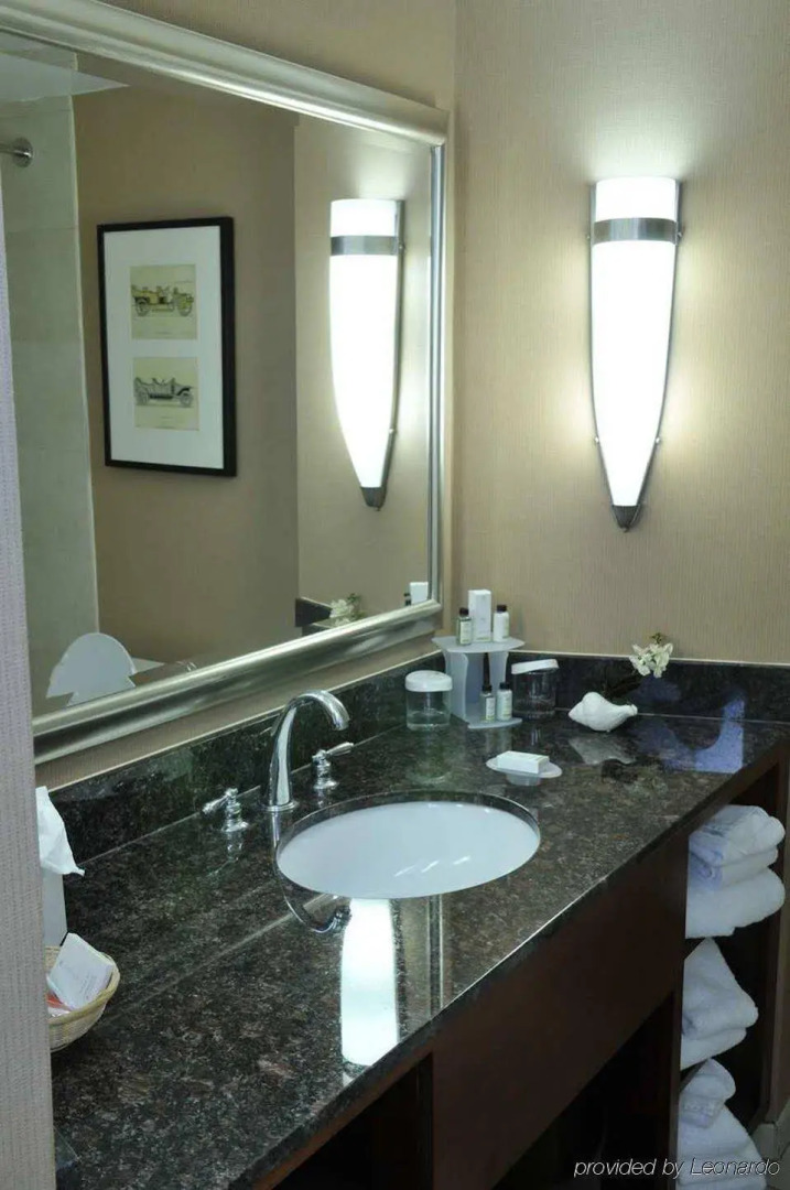 Embassy Suites Detroit - Southfield