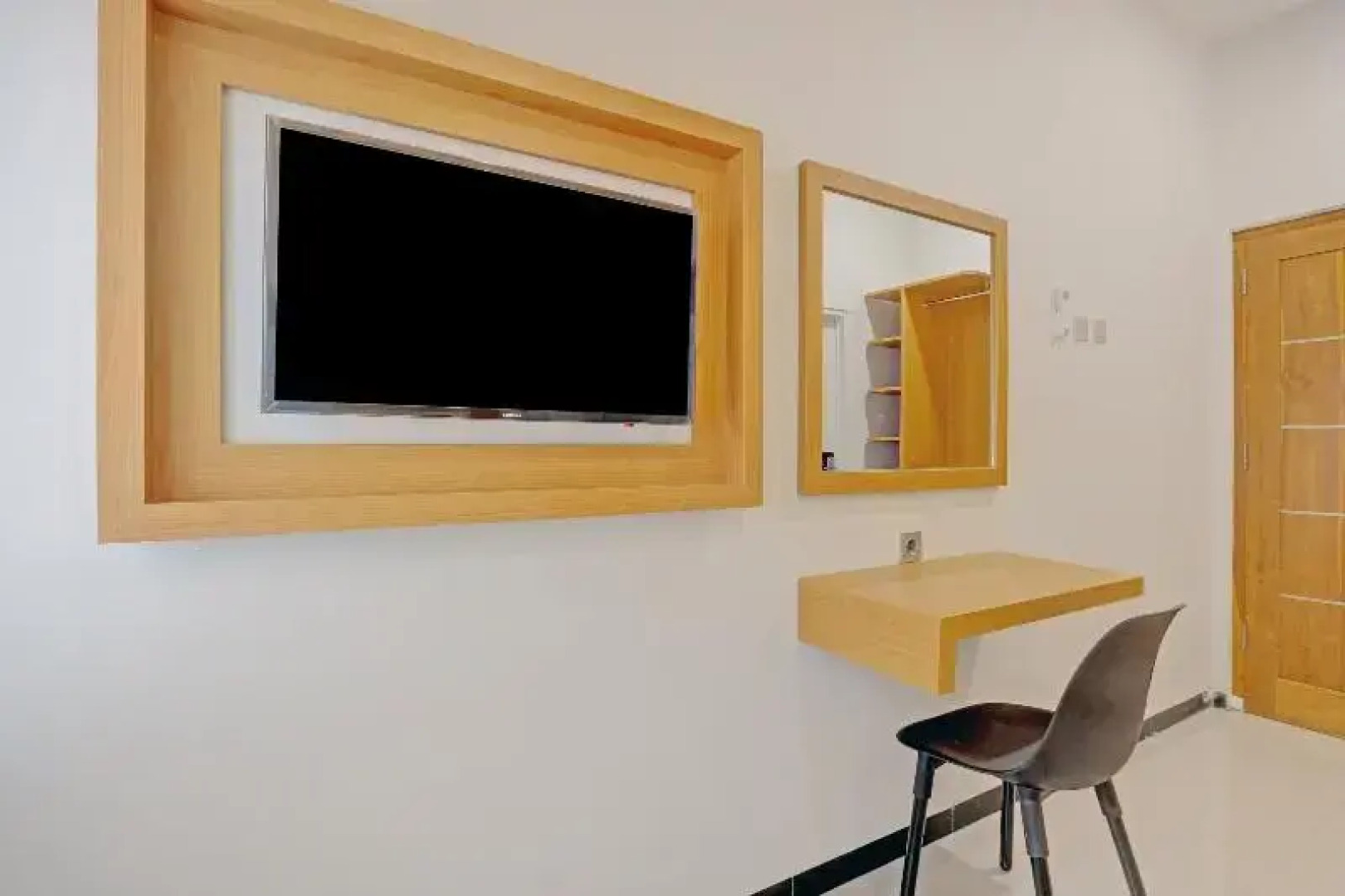 Oyo Capital O 90410 Griya Amanah Jajar Syariah