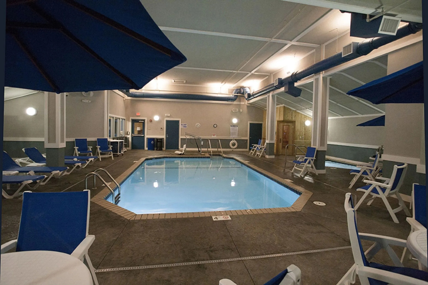 Park Point Marina Inn