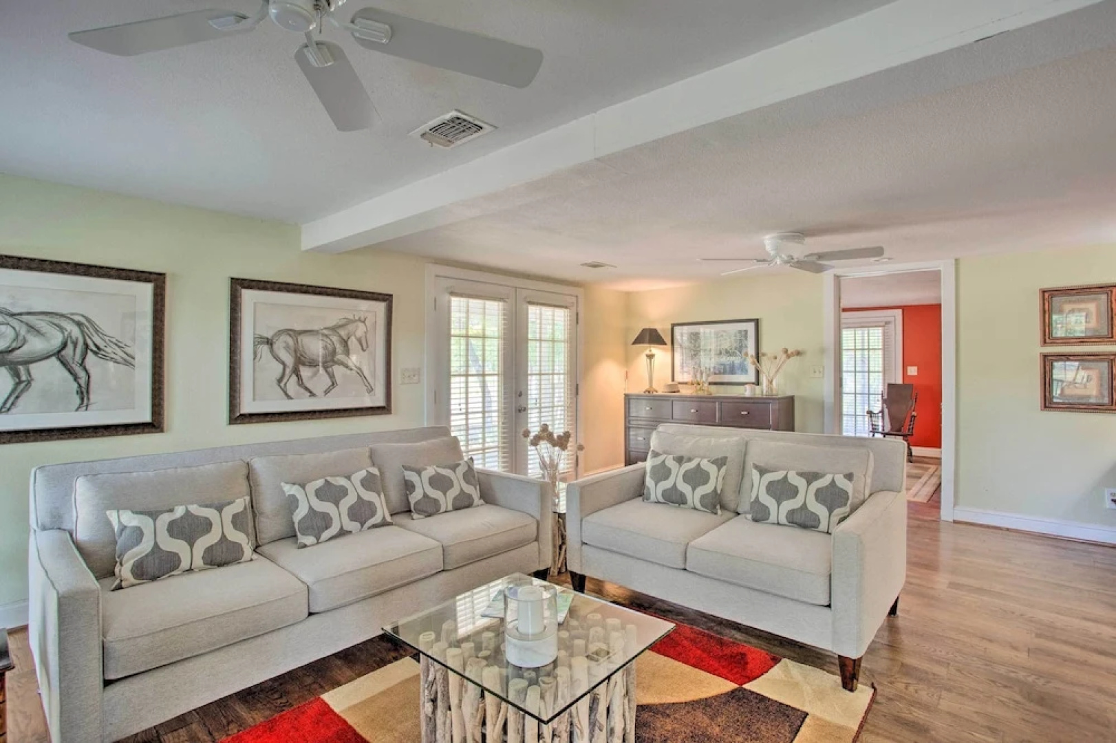 Lovely Pottsboro Home w/ Patio & Fire Pits!