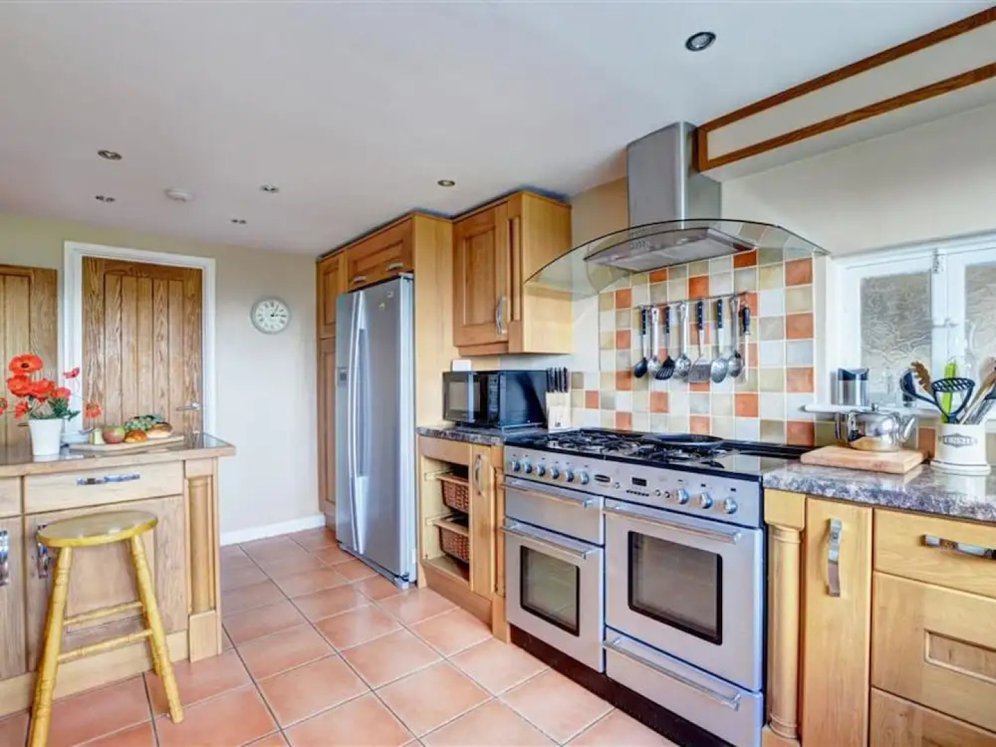 Spacious Holiday Home in Ilkerton With Garden