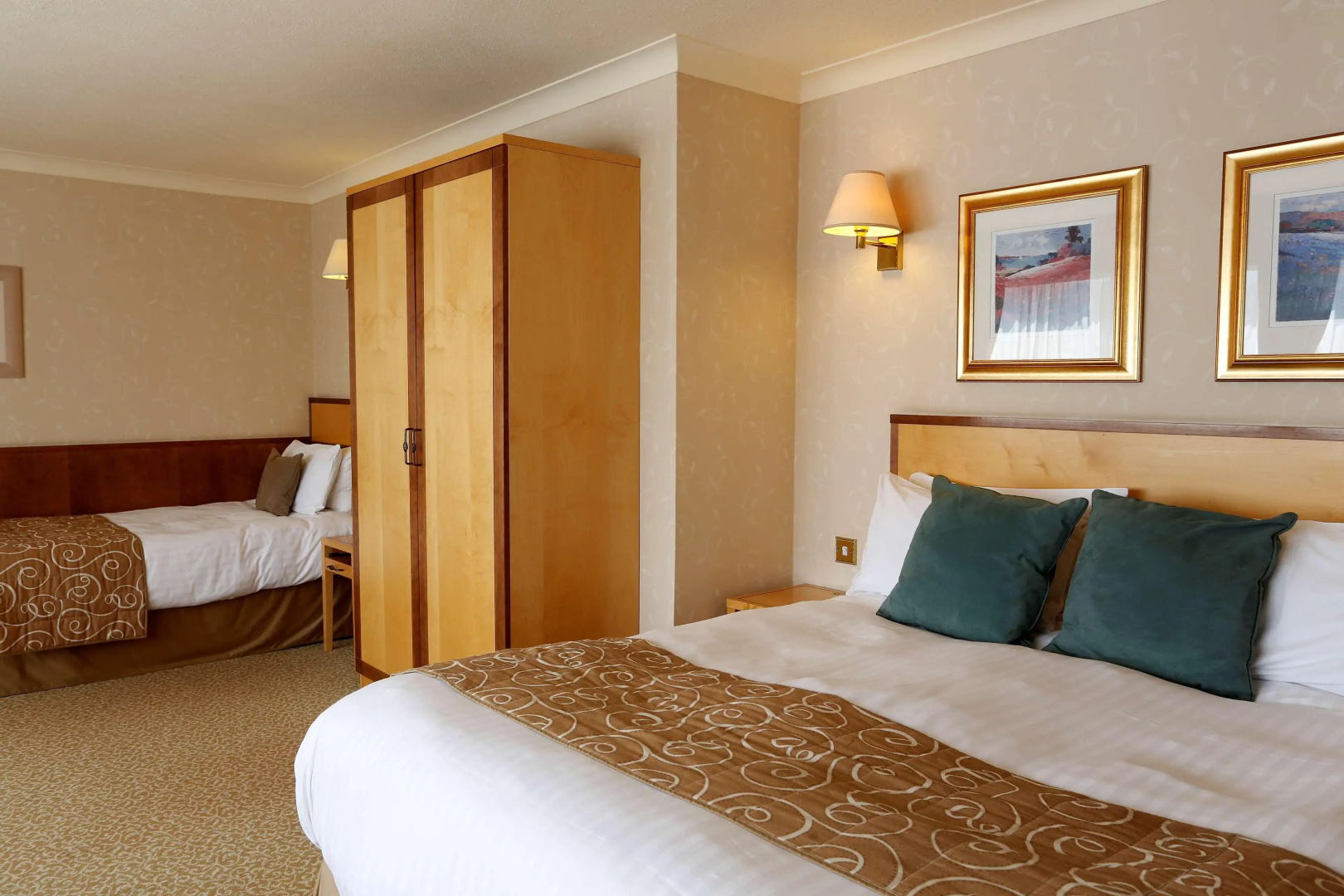 Best Western Heath Court Hotel