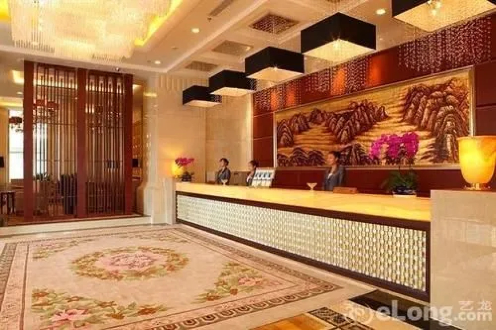 Xingtai Phoenix Hotel