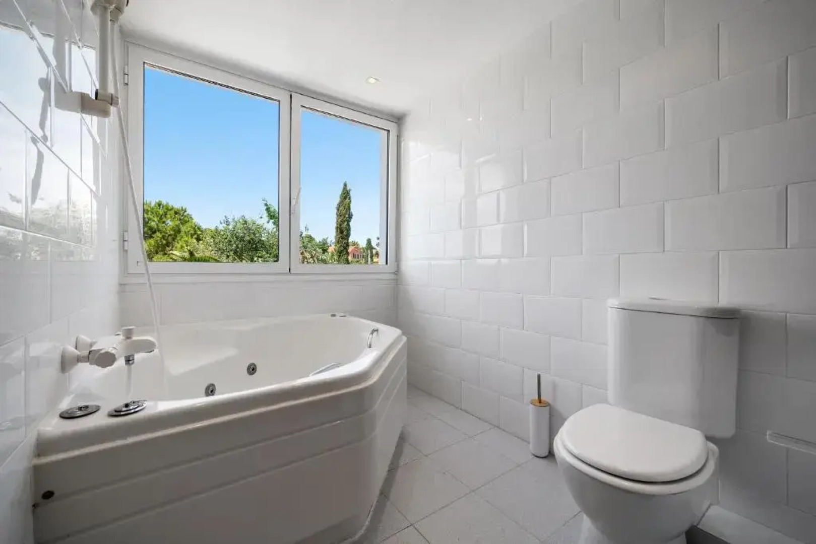 Hauzify I Villa del Castell