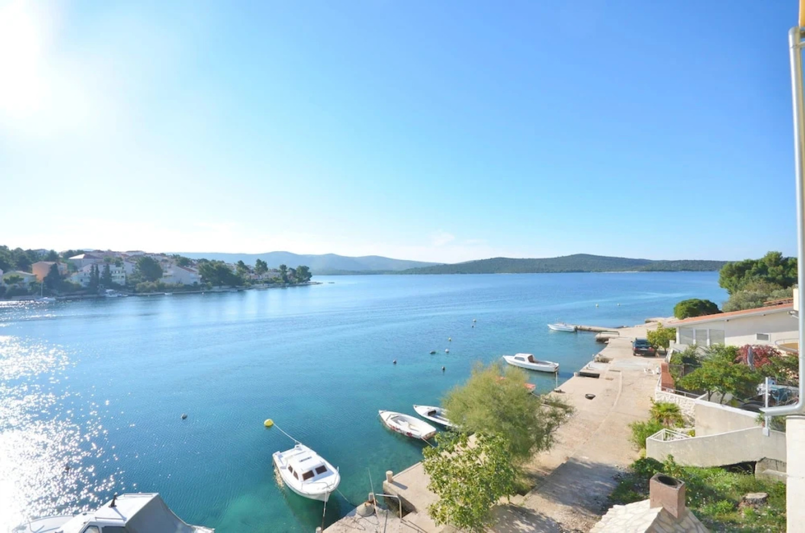 Apartments Tonći and Iris