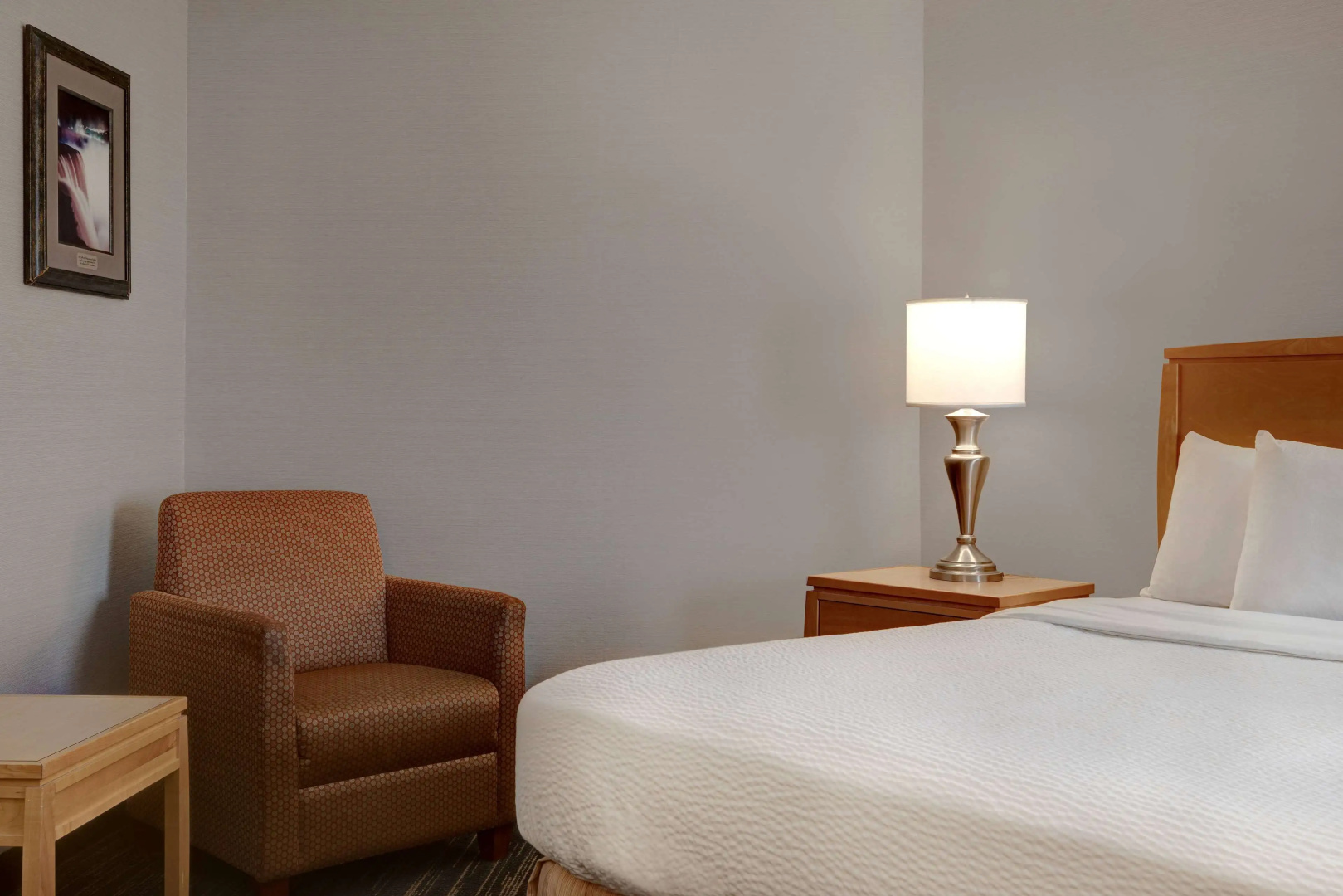 Days Inn by Wyndham Niagara Falls Near The Falls