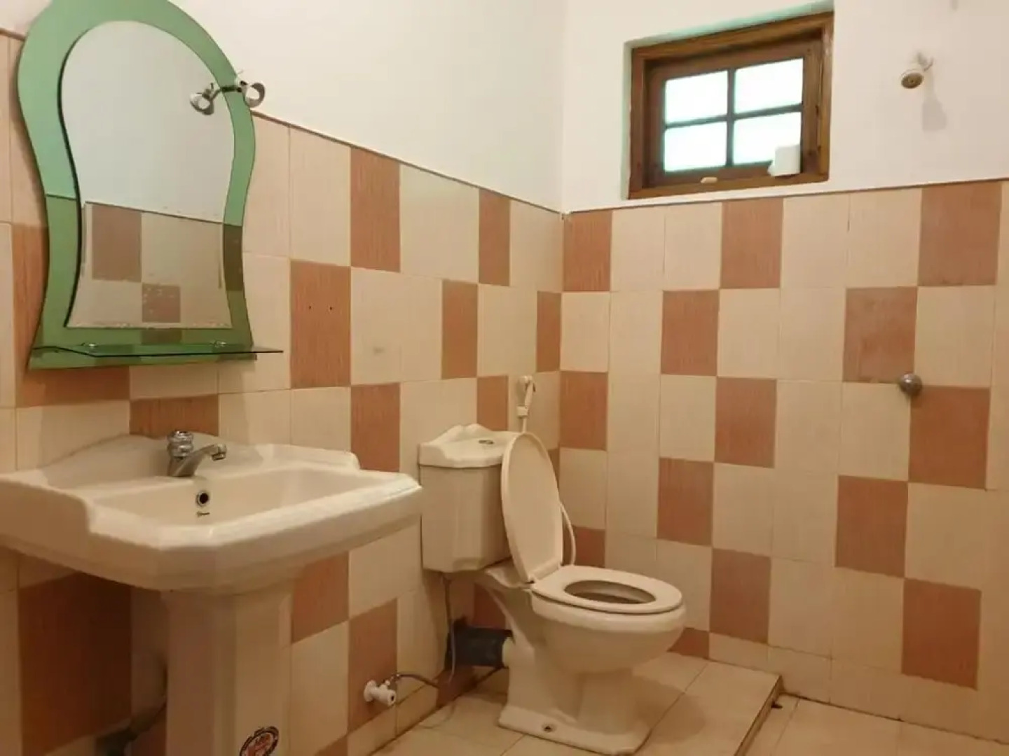 Rupa's Hotel Arugambay