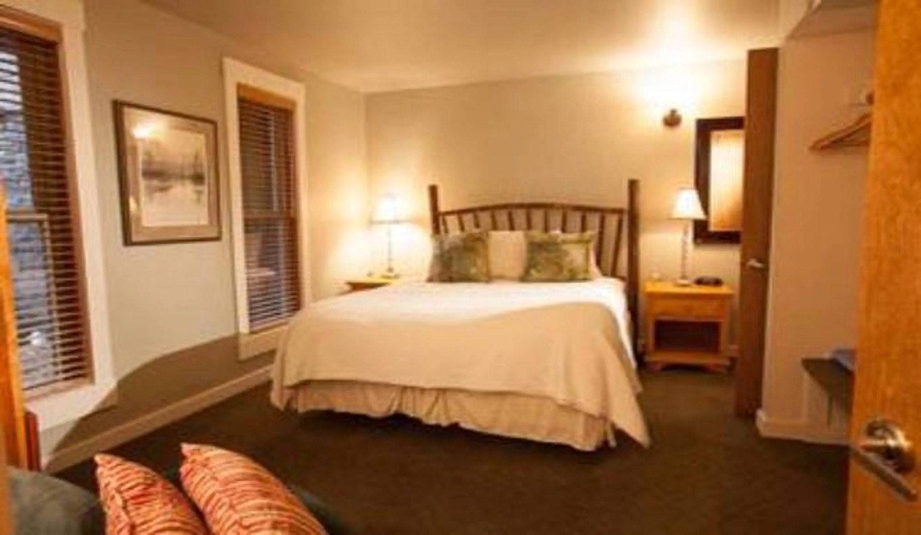 Seventh Mountain Resort