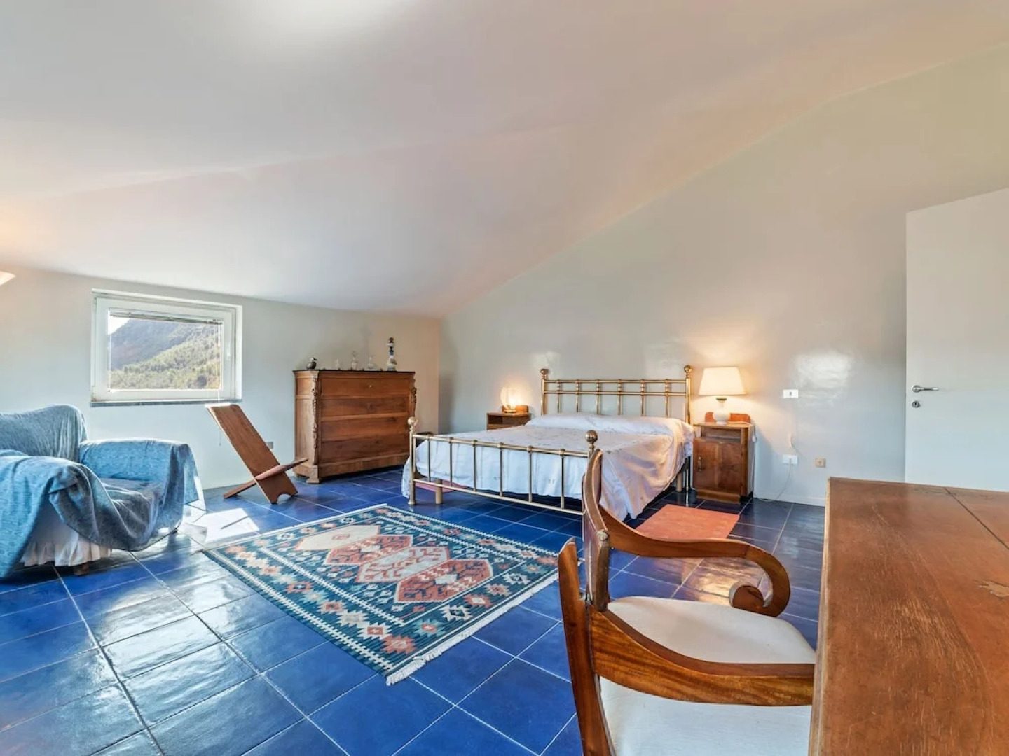 Vintage Holiday Home in Caselle in Pittari Near the Forest