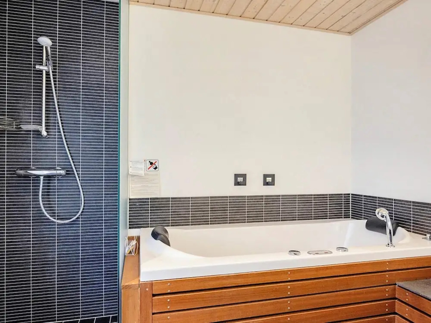 6 Person Holiday Home in Hjorring