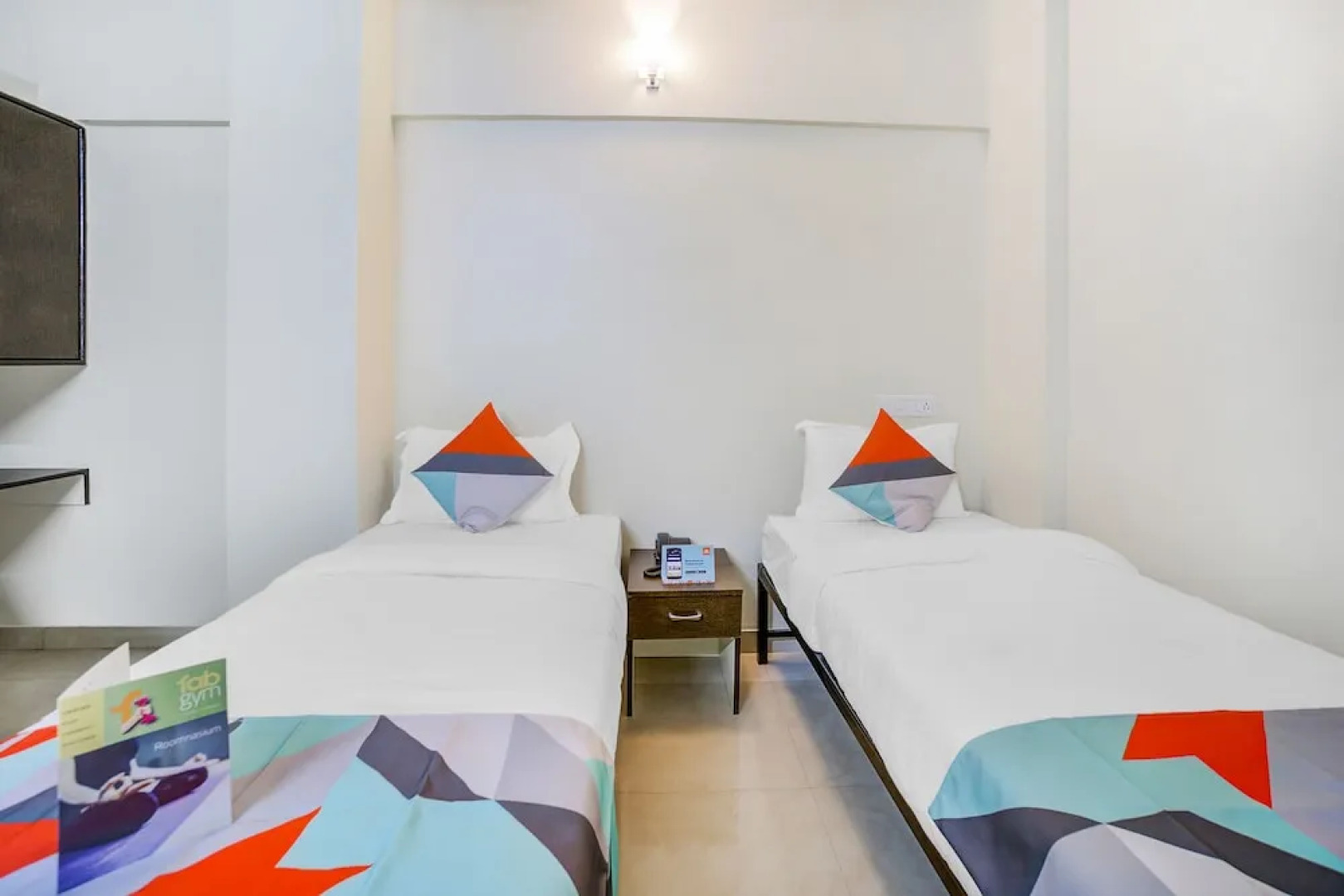 FabHotel Paradise Inn Salt Lake