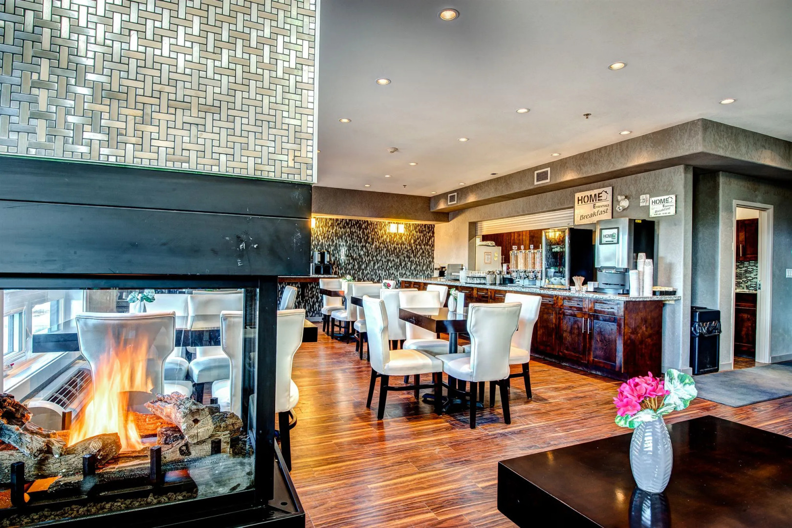 Home Inn & Suites Swift Current