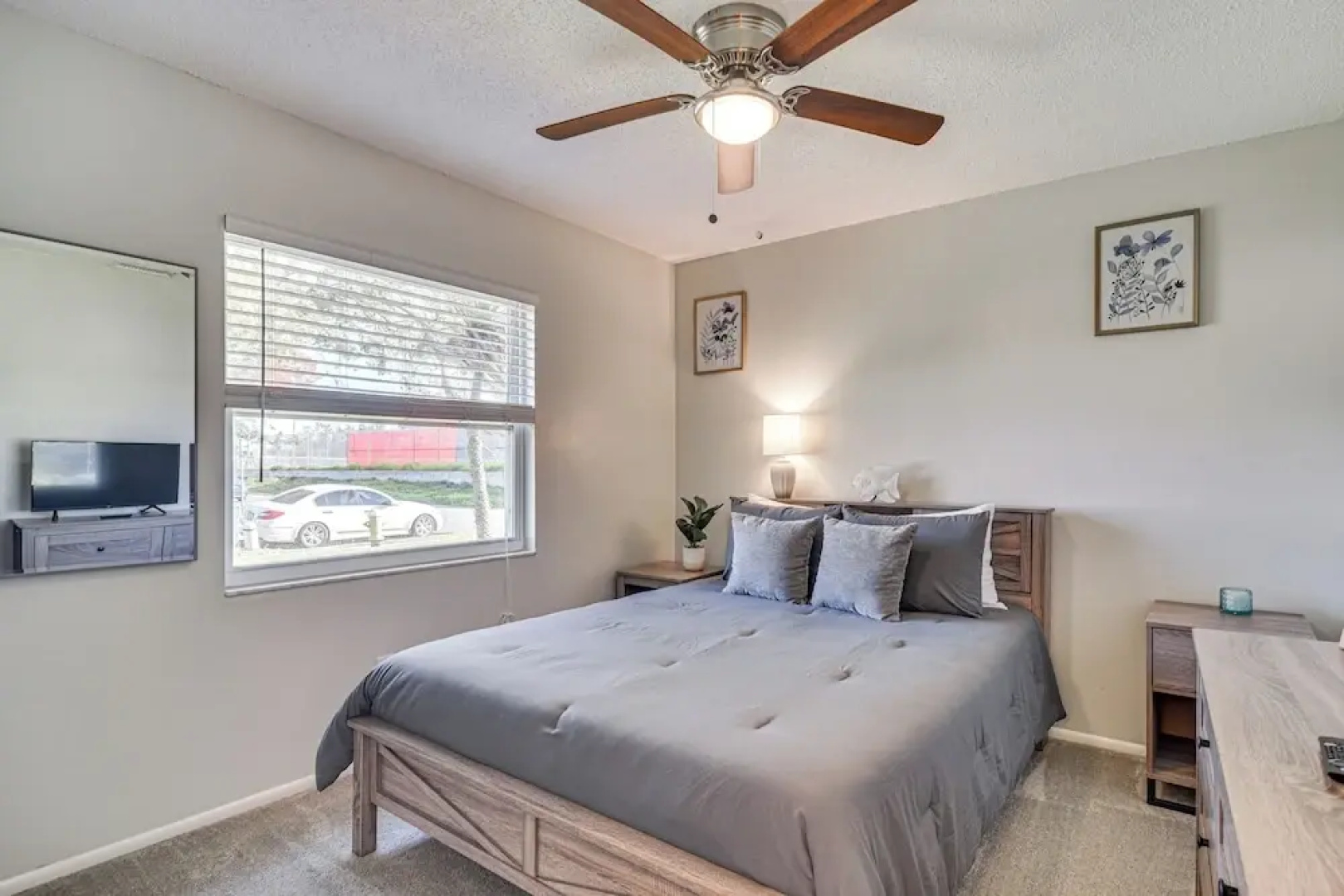 Pet-friendly Home w/ Pool & BBQ in Largo