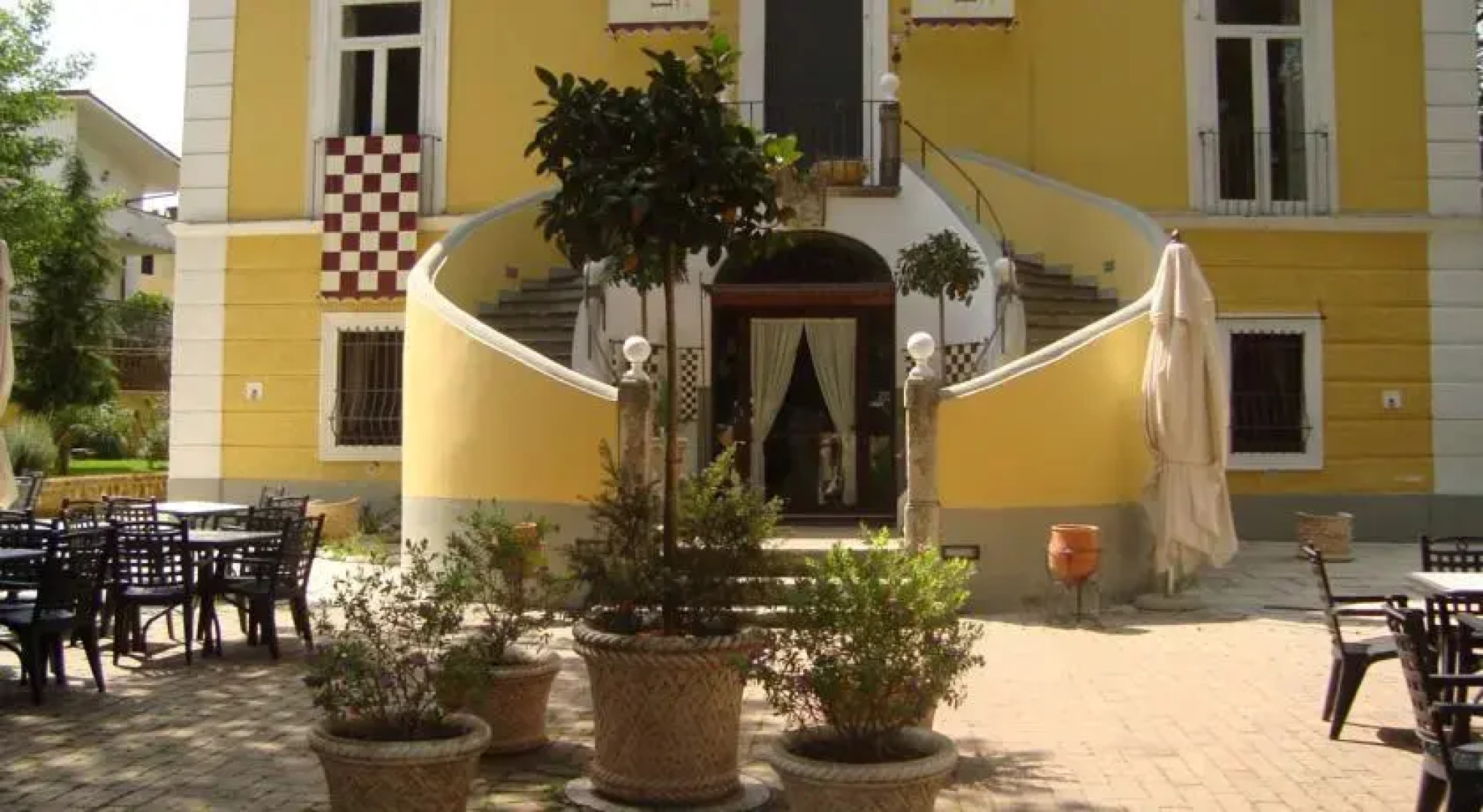 LAntica Corte di Villa Rainone