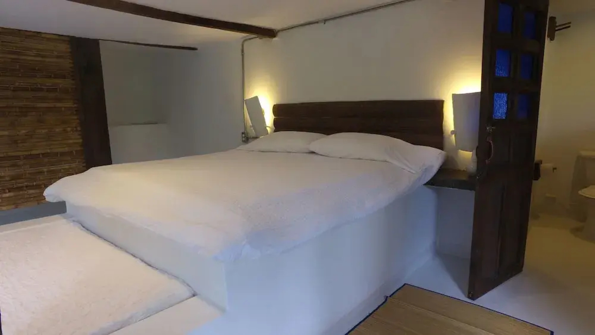 Viga Vieja el Jardin By Nomad Guru