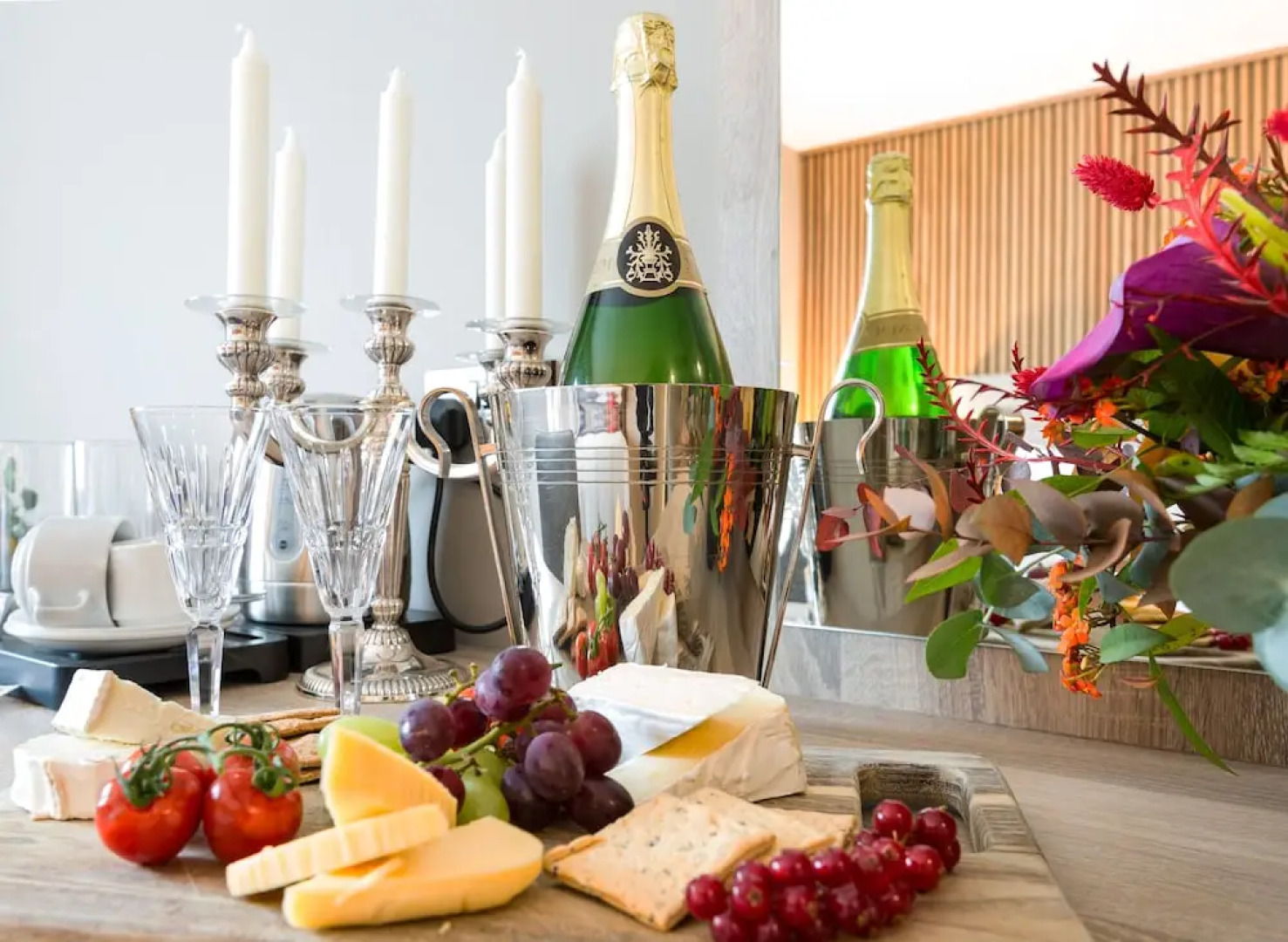 Castle Varagh Hotel & Bar