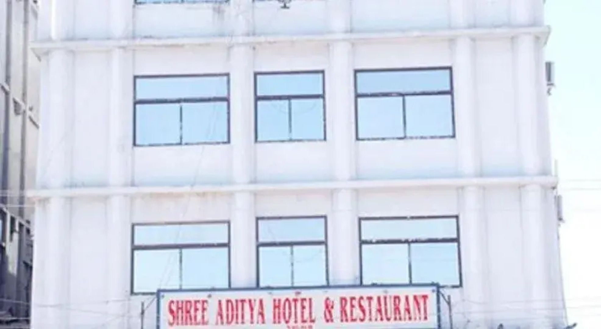 Shree Aditya Hotel