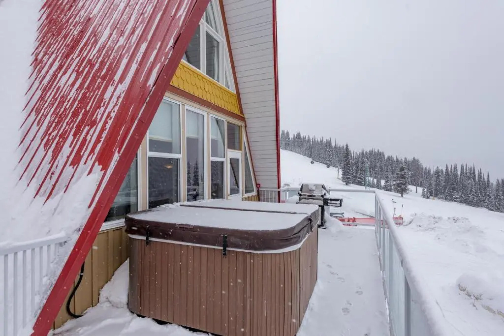 The Pinnacles Suites & Townhomes