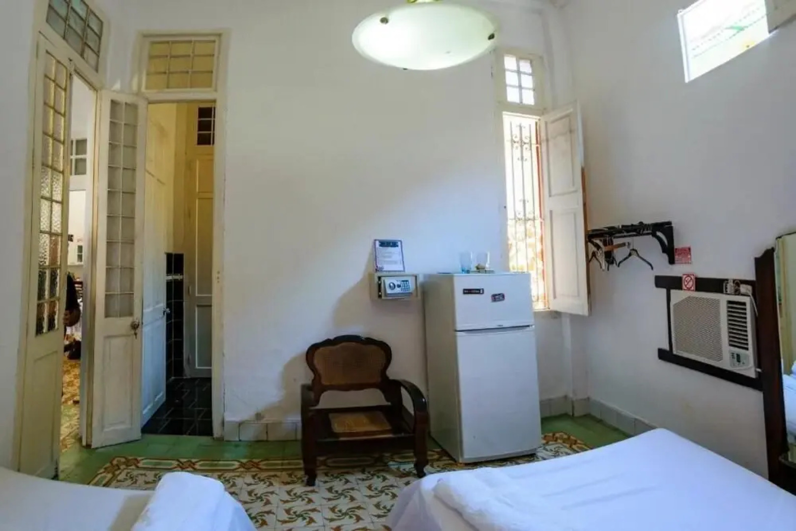 Casa Colonial Abogados Leonardo y Angela