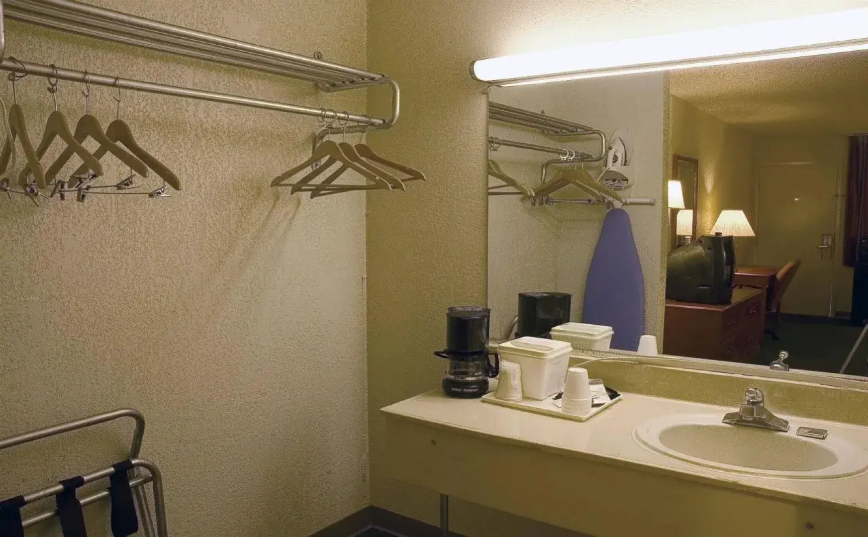 America's Best Value Inn