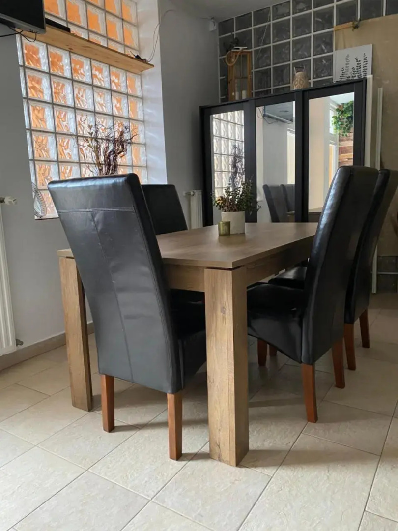 Viktria Vzparti Medencs Apartman