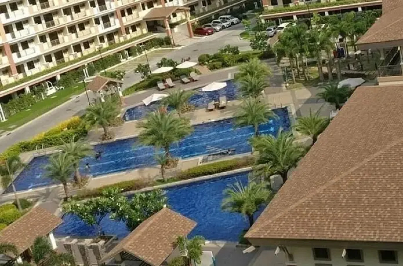 Remarkable 2-bed Apartment in Pasig