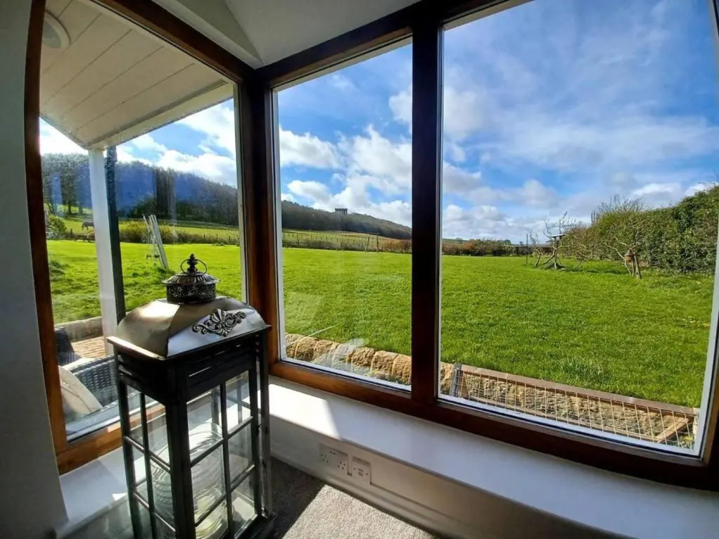 3 Bed Cottage-sleeps 6-country Views-pet Friendly