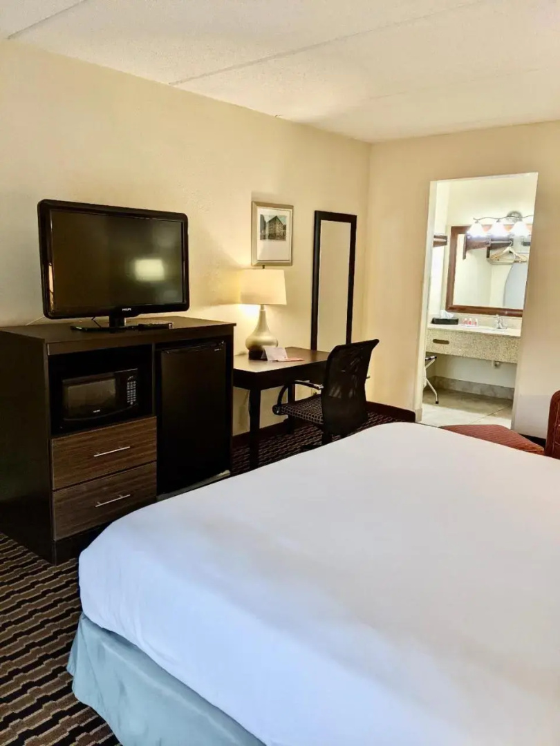 Ramada Limited Forest City