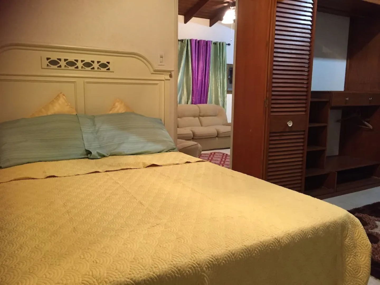 East Emerald Apartment