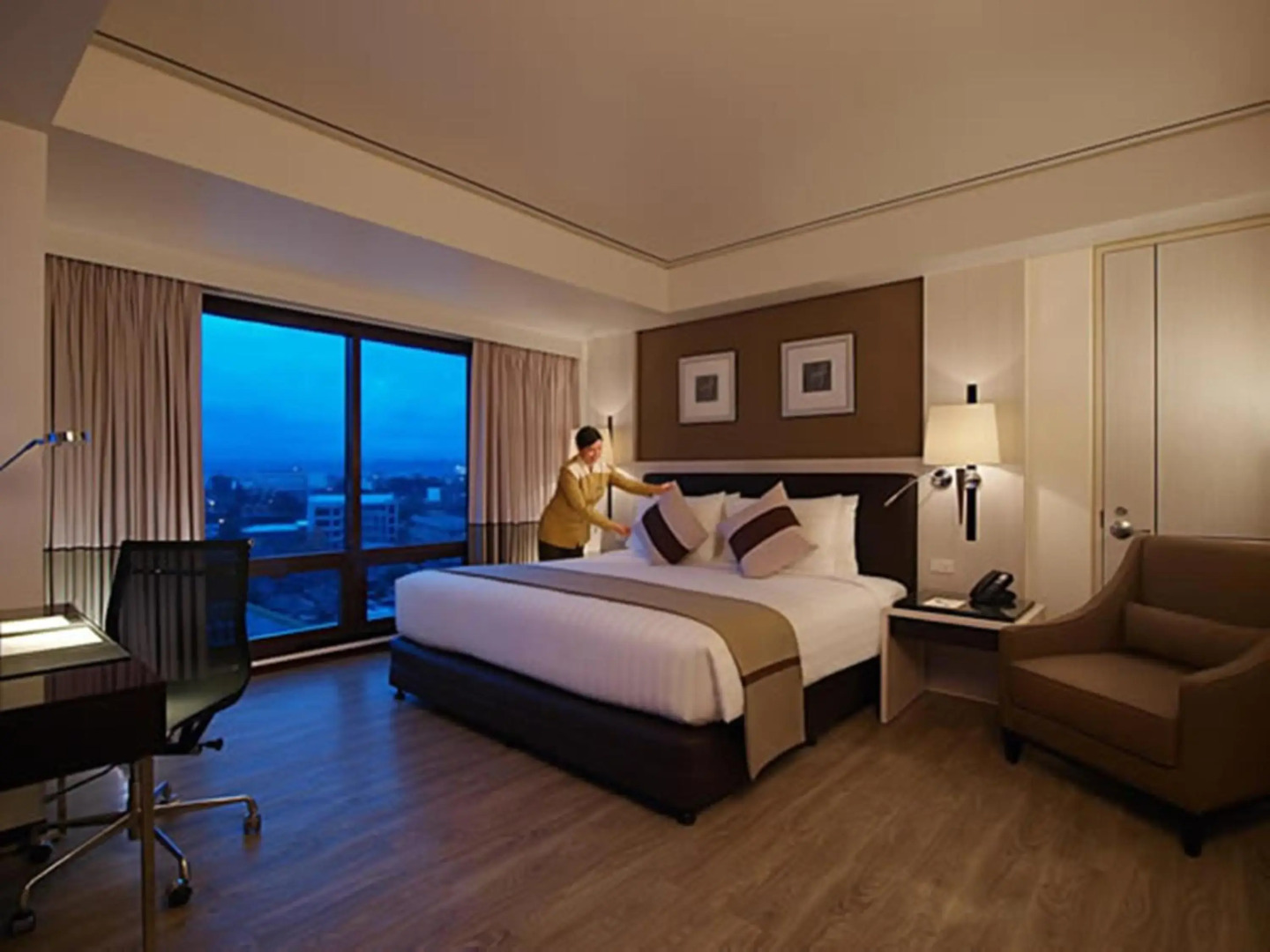 Seda Abreeza - Newly Renovated