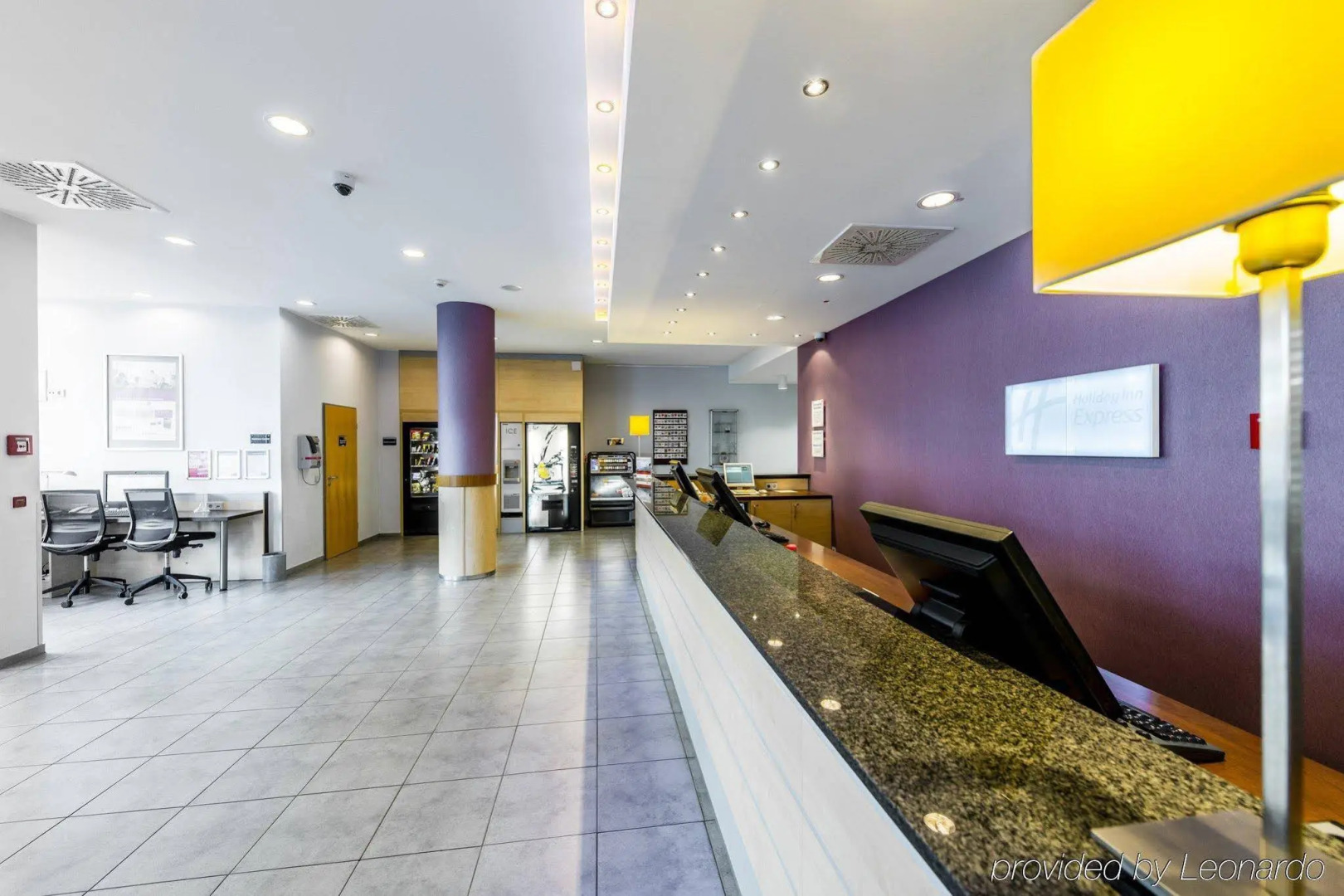 Holiday Inn Express Berlin City Centre by IHG