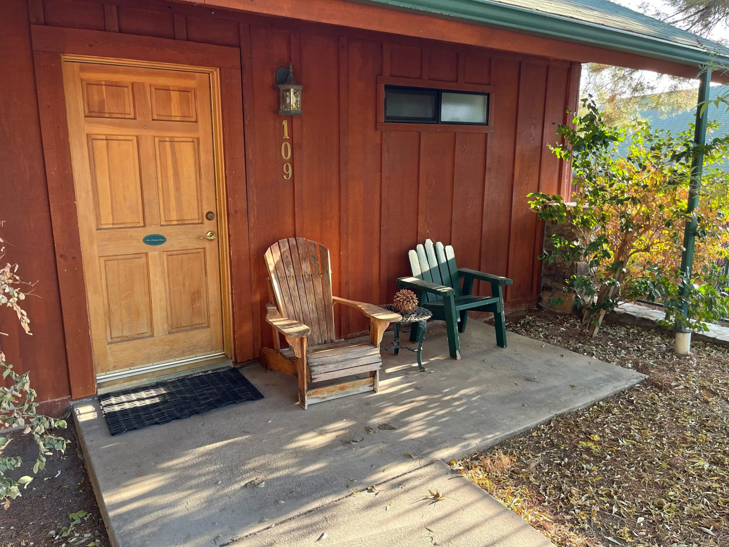Whispering Pines Lodge