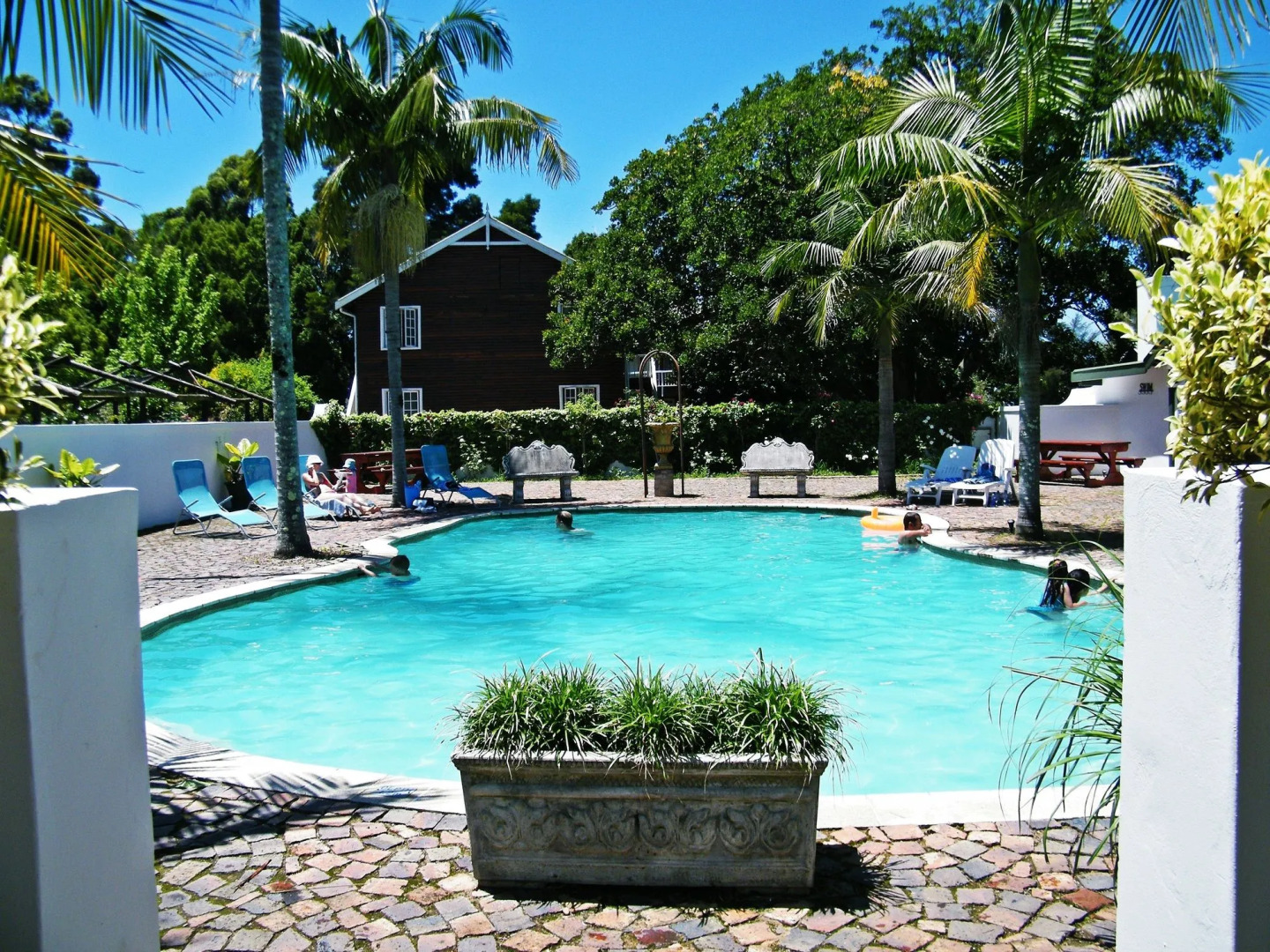 Tsitsikamma Village Inn