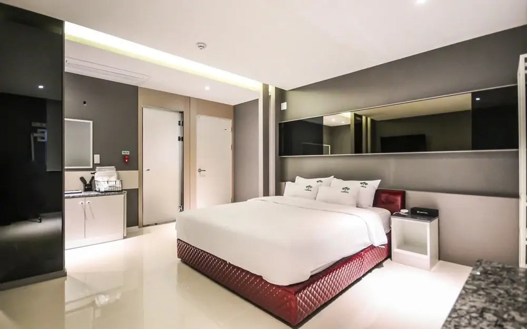 Yeongdeok Gangguhang Cloud Hotel