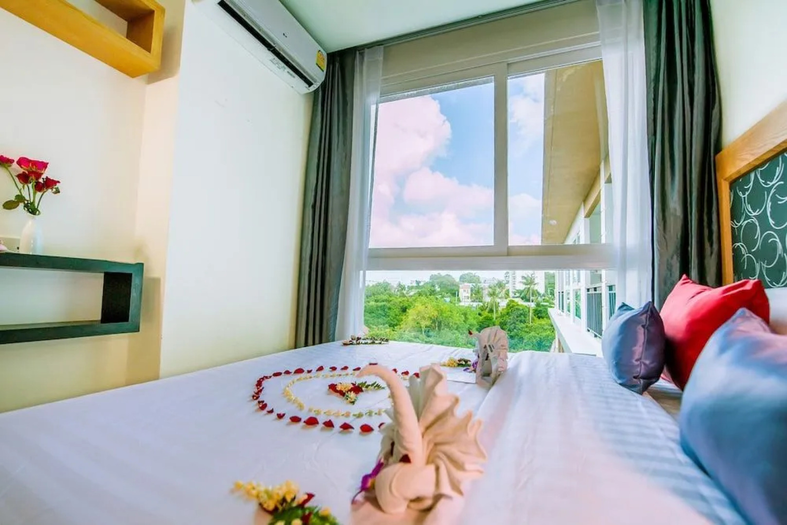 Grand Nai Harn Suites