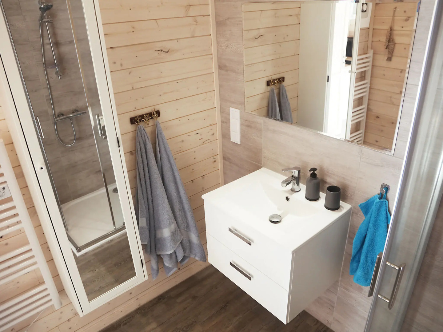 Blue Lagoon - Vacation Home in Nowe Warpno