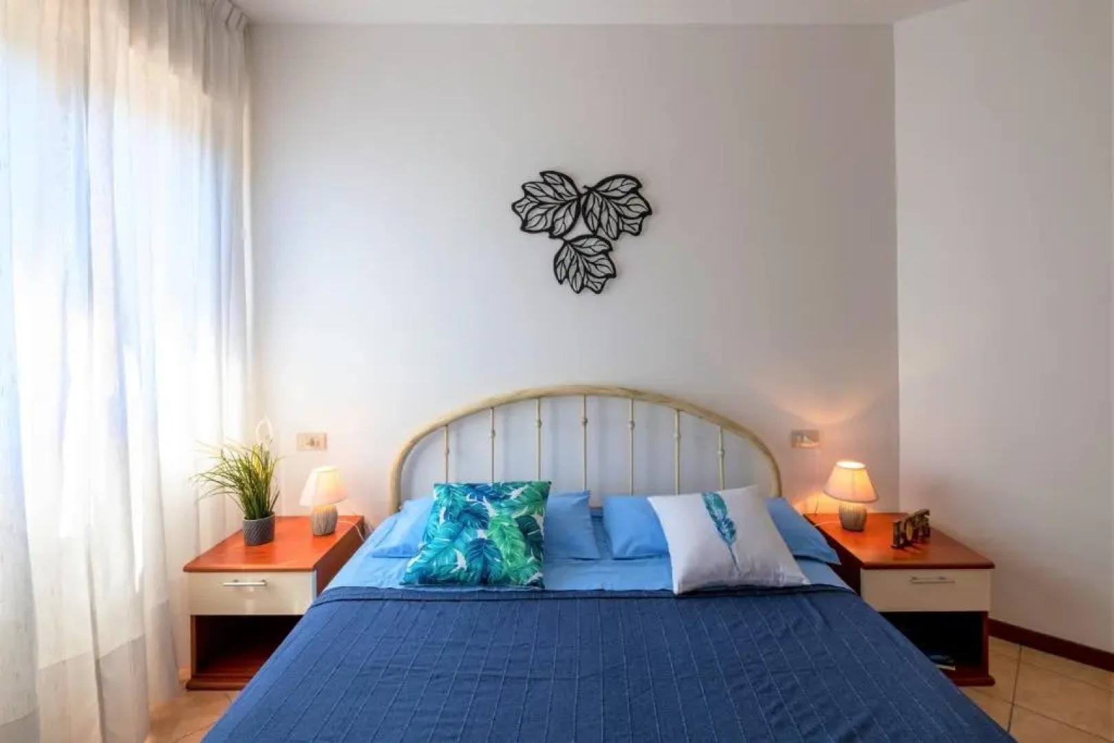 Accogliente Trilocale Turone a Due Passi dal Mare