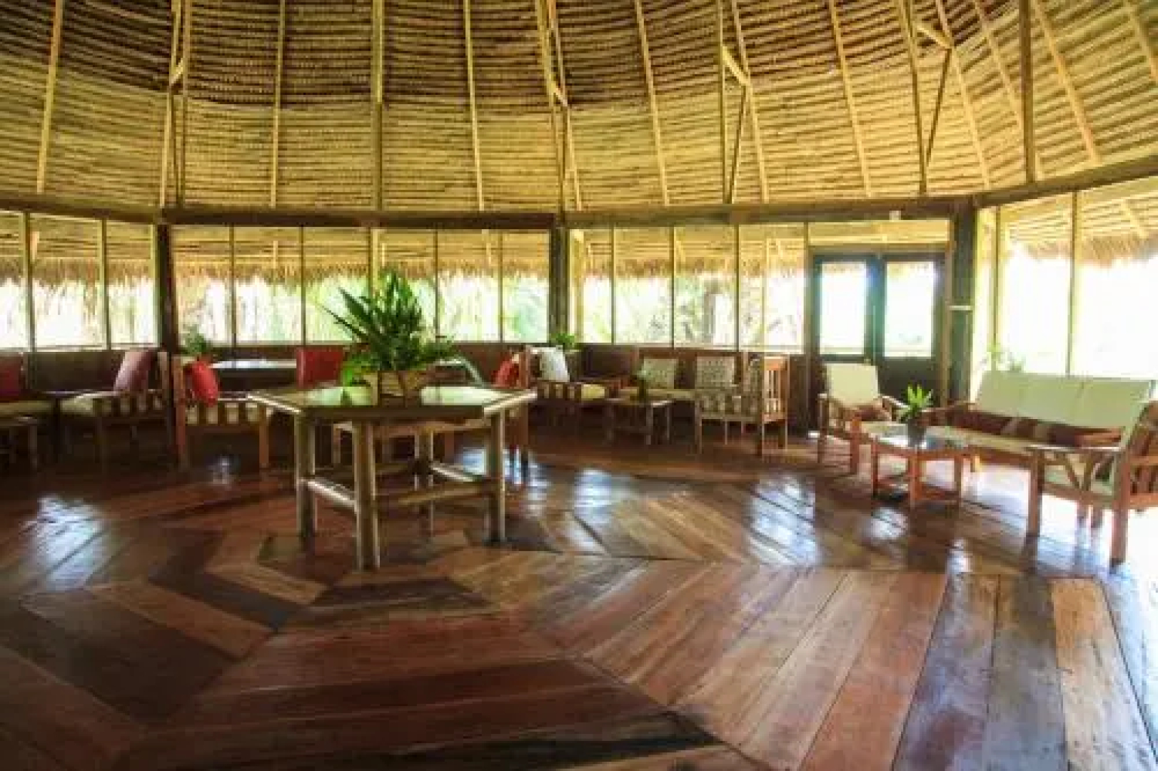Pacaya Samiria Amazon Lodge