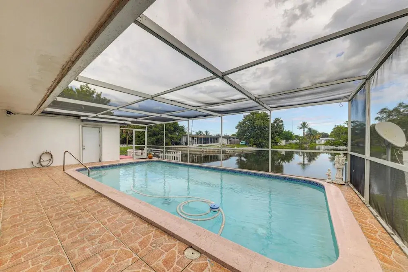 Canal-front Gem w/ Pool: 3 Mi to Hard Rock Stadium