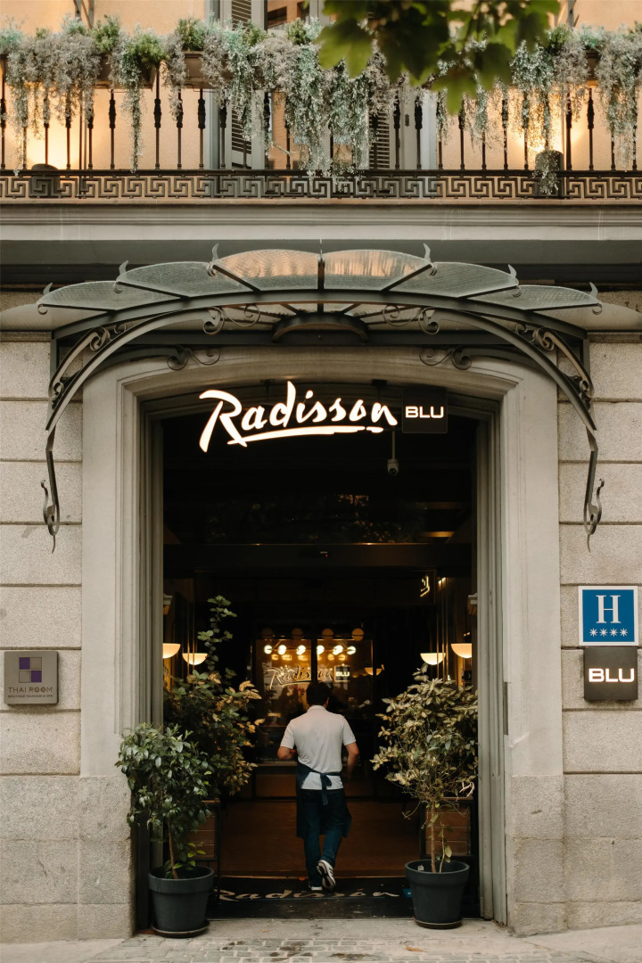 Отель Radisson Blu, Madrid Prado