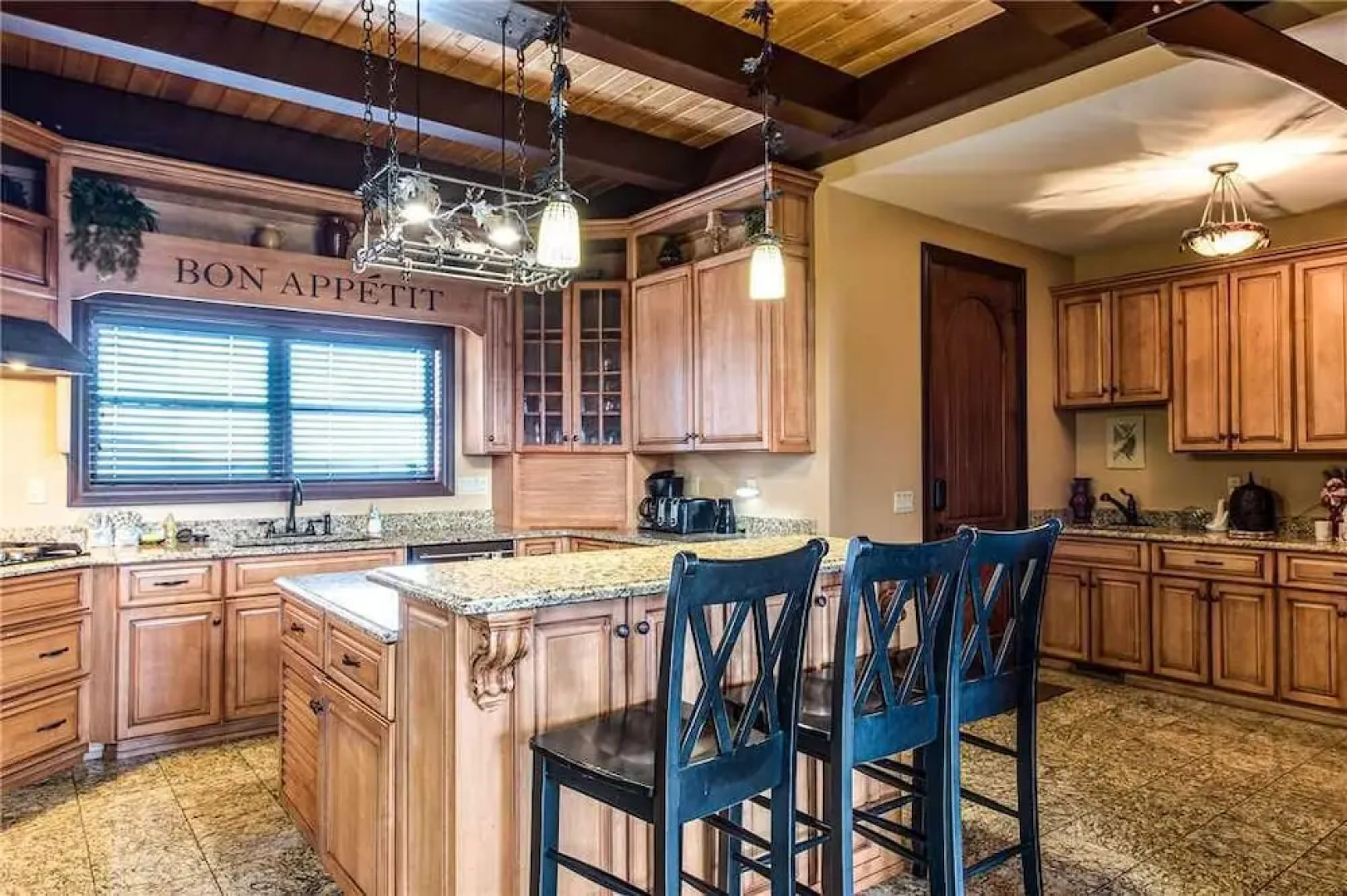 Pool On Summit Point - Four Bedroom Cabin