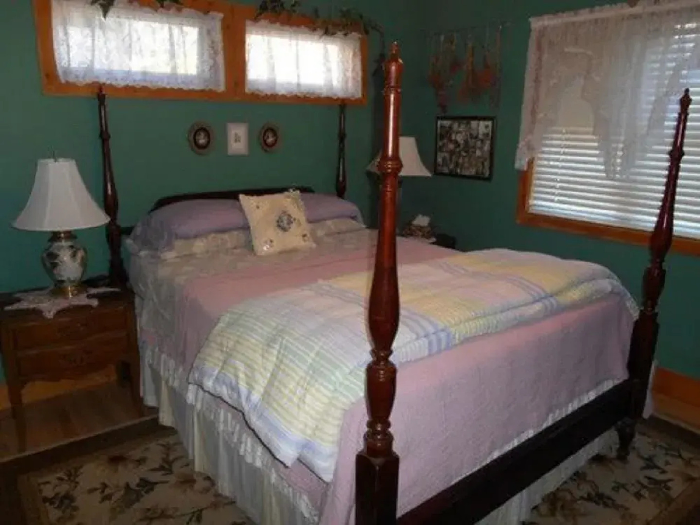 Azalea Inn Bed & Breakfast