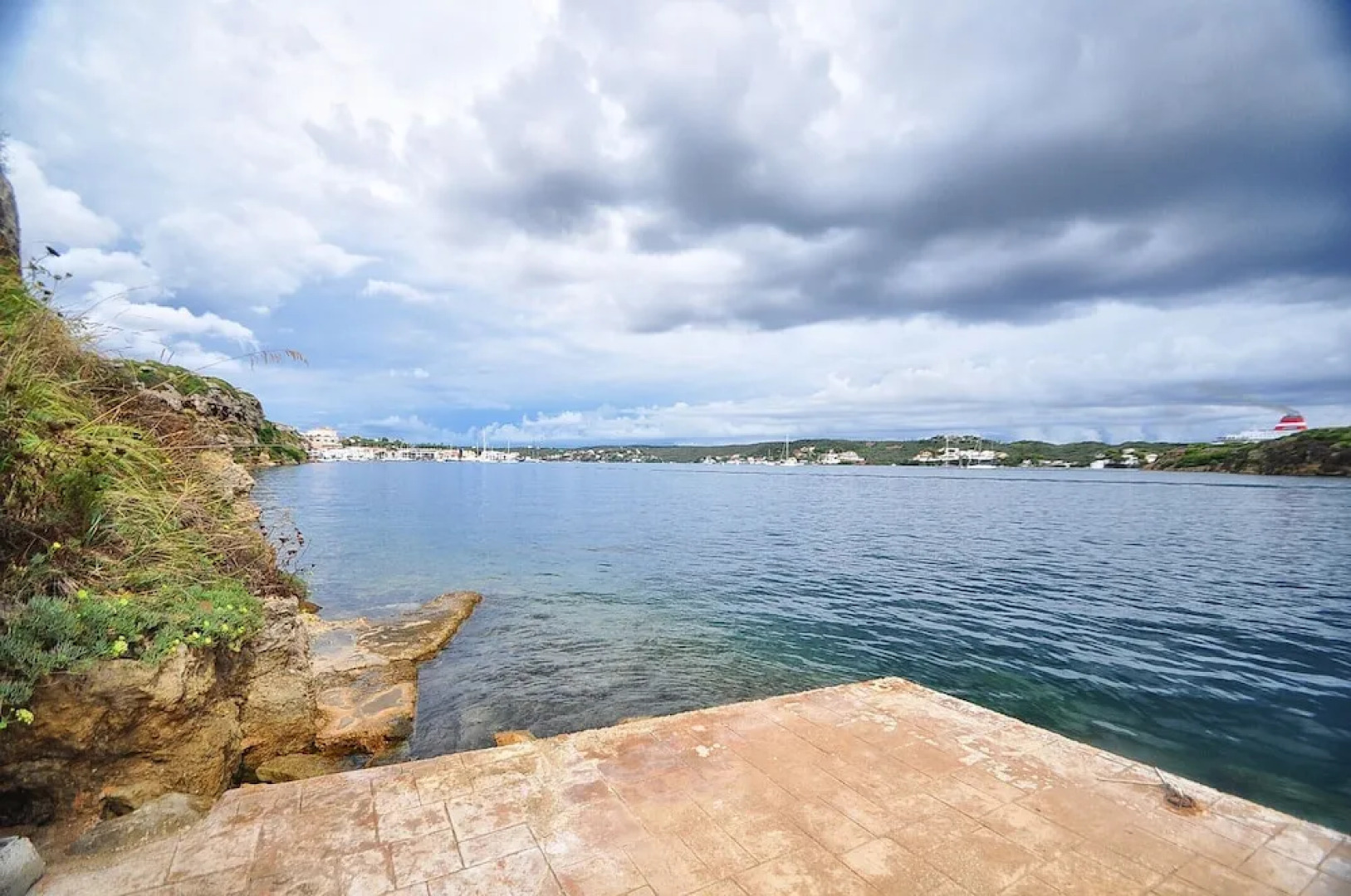 Amazing Villa Menorca by Hello Apartments Sitges