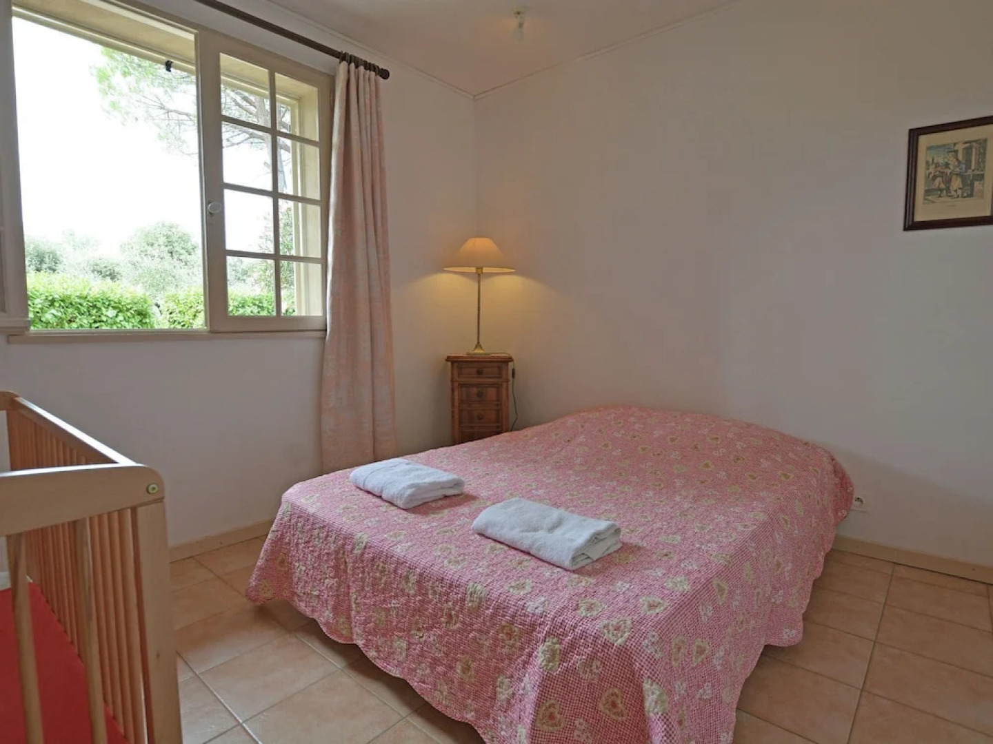 Cosy Villa in Flaux with Swimming Pool