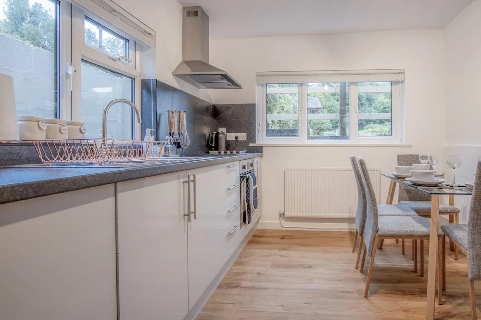 Holloway - 2 Bedroom Cottage - Stepaside