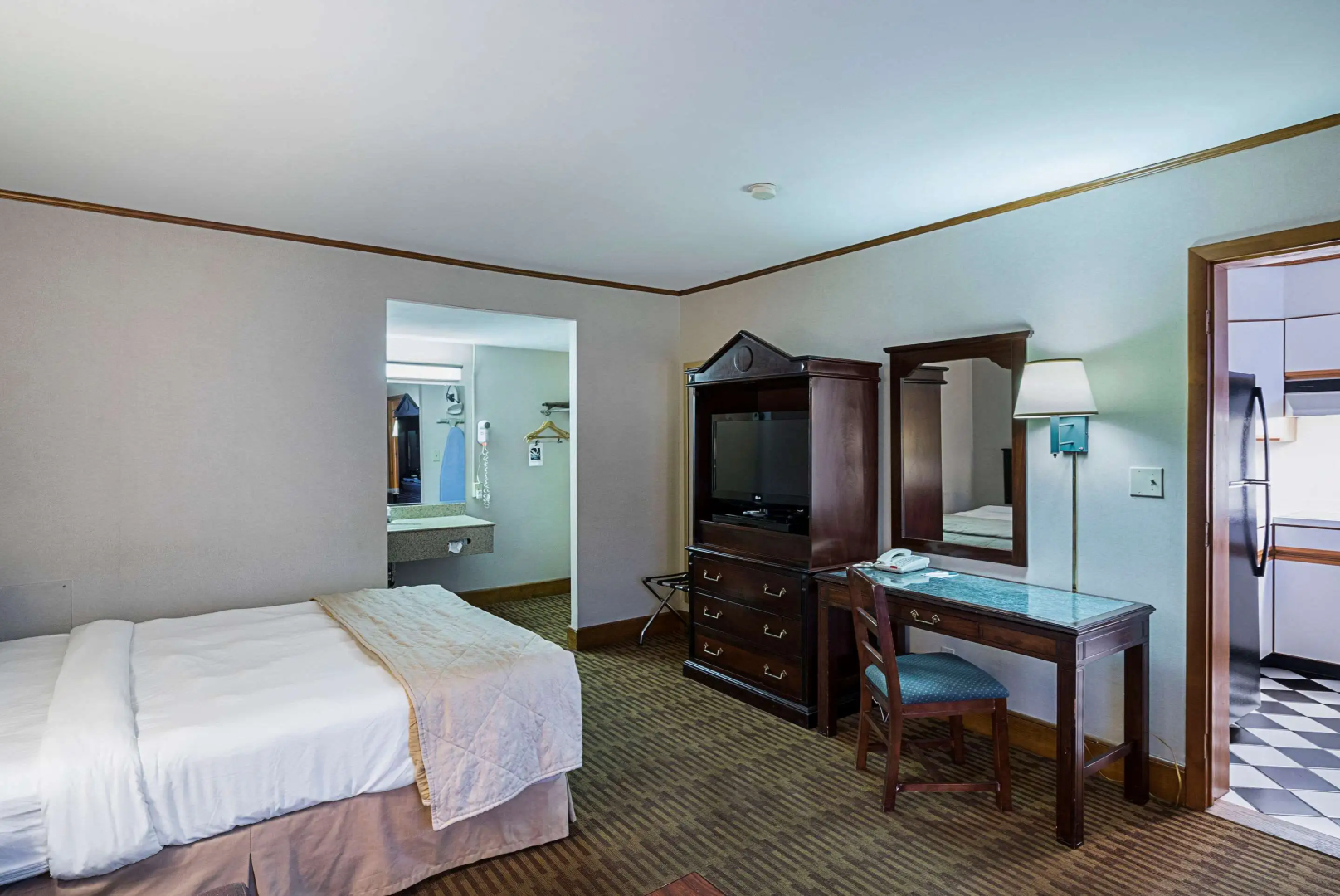 Quality Inn And Suites Skyways