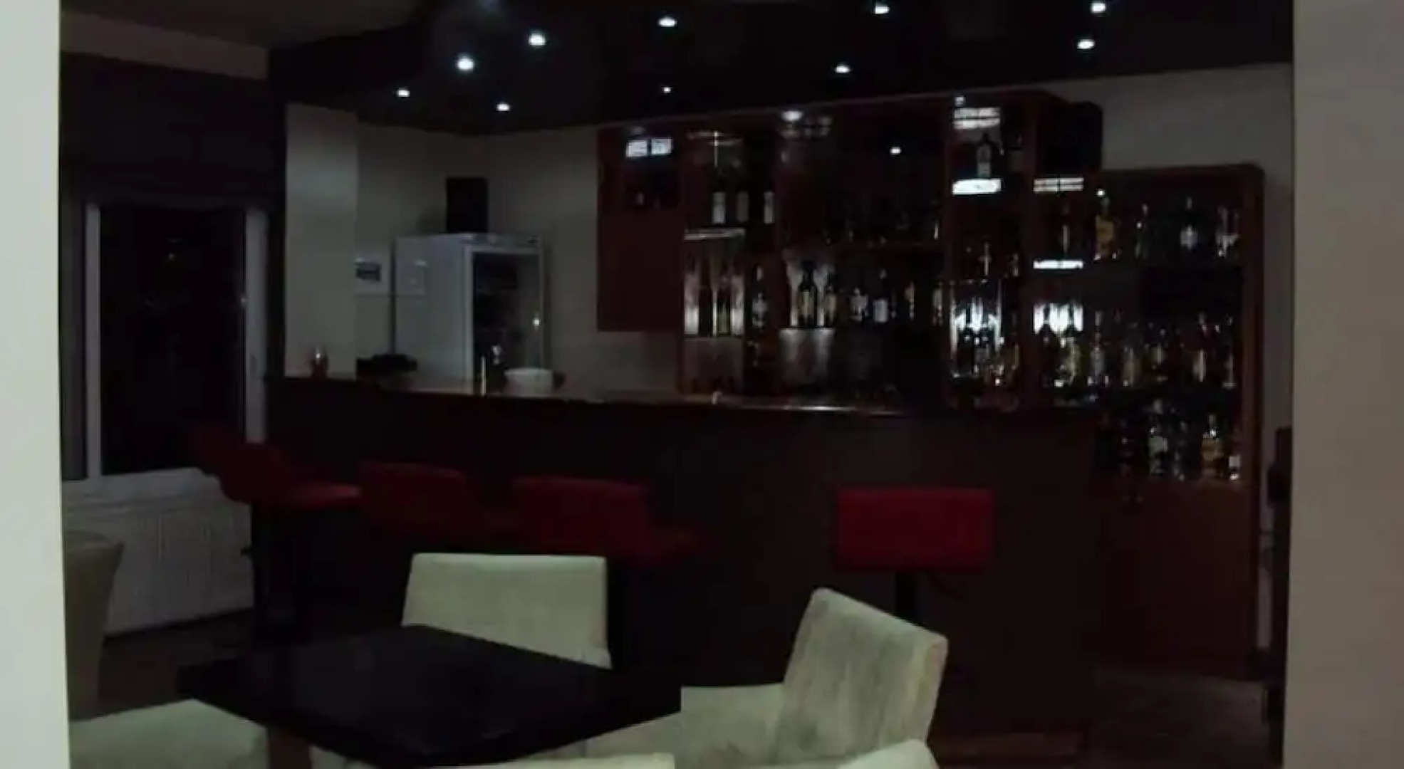 Aitheron Hotel Air Park