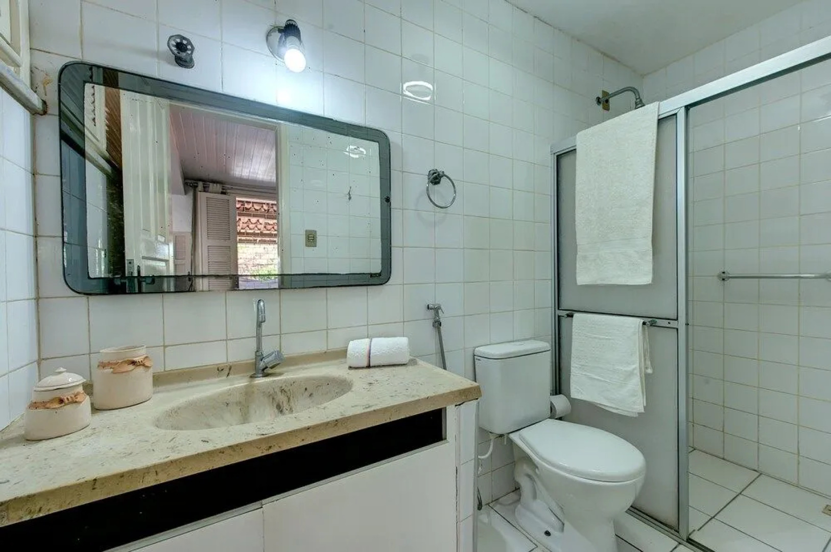 Casa com piscina privativa perto do mar