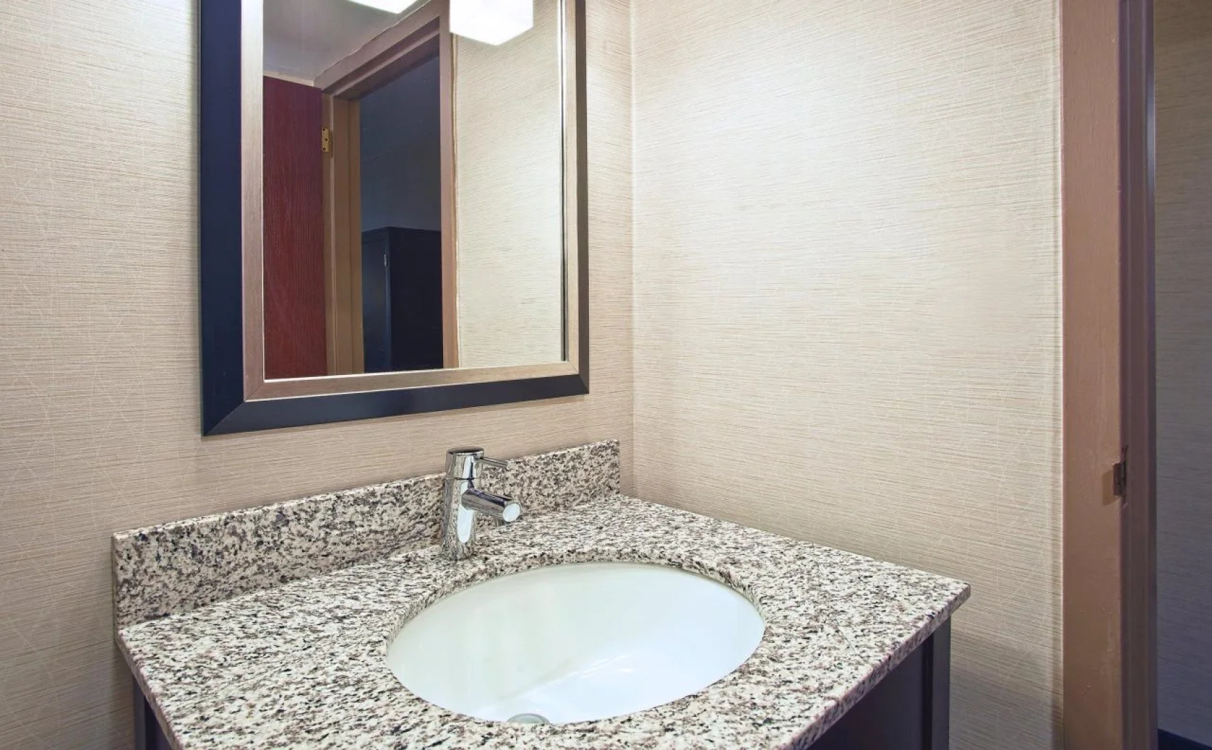 Holiday Inn Express Hotel & Suites Pittsburgh West Mifflin by IHG